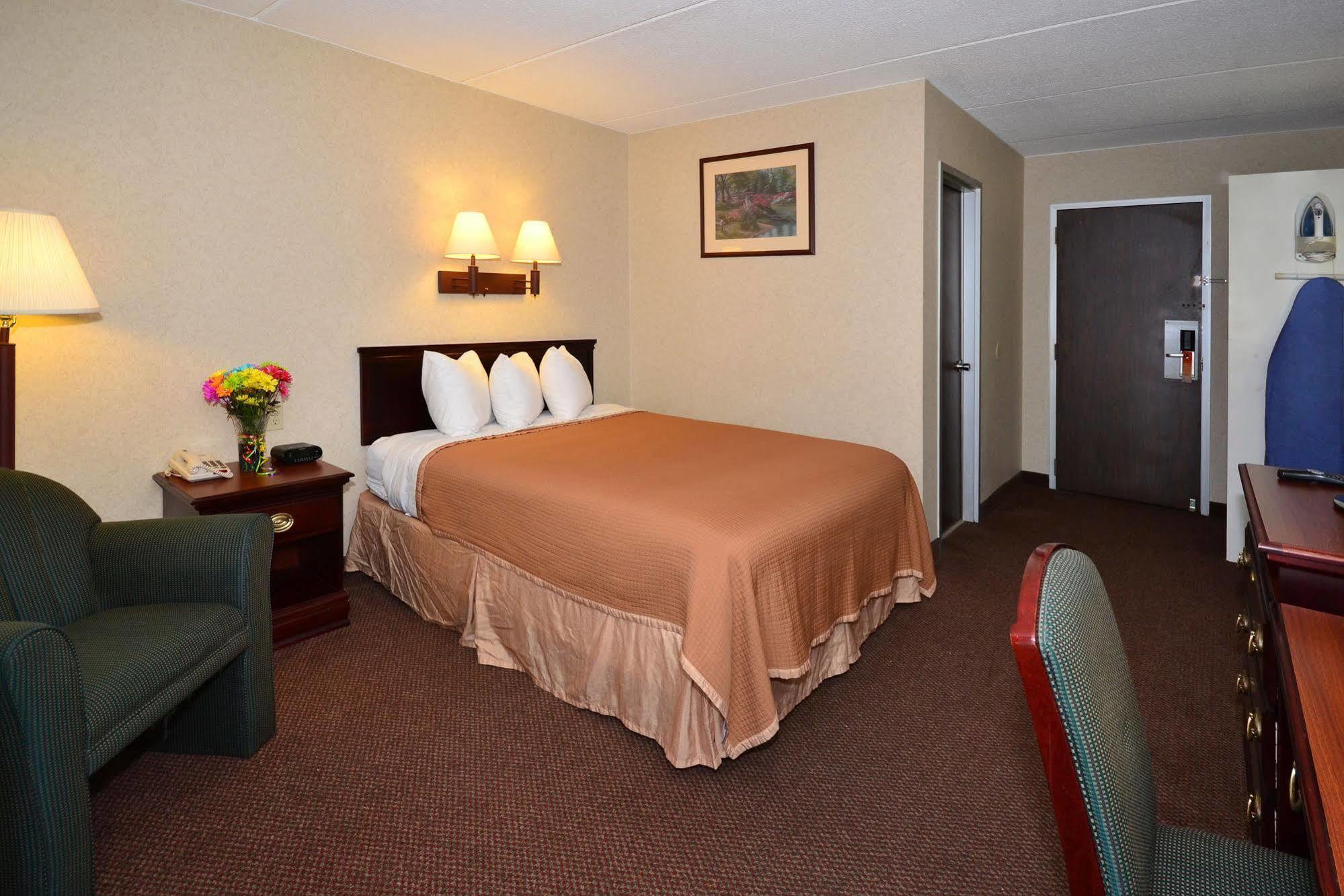 Howard Johnson By Wyndham Saugerties Exterior foto
