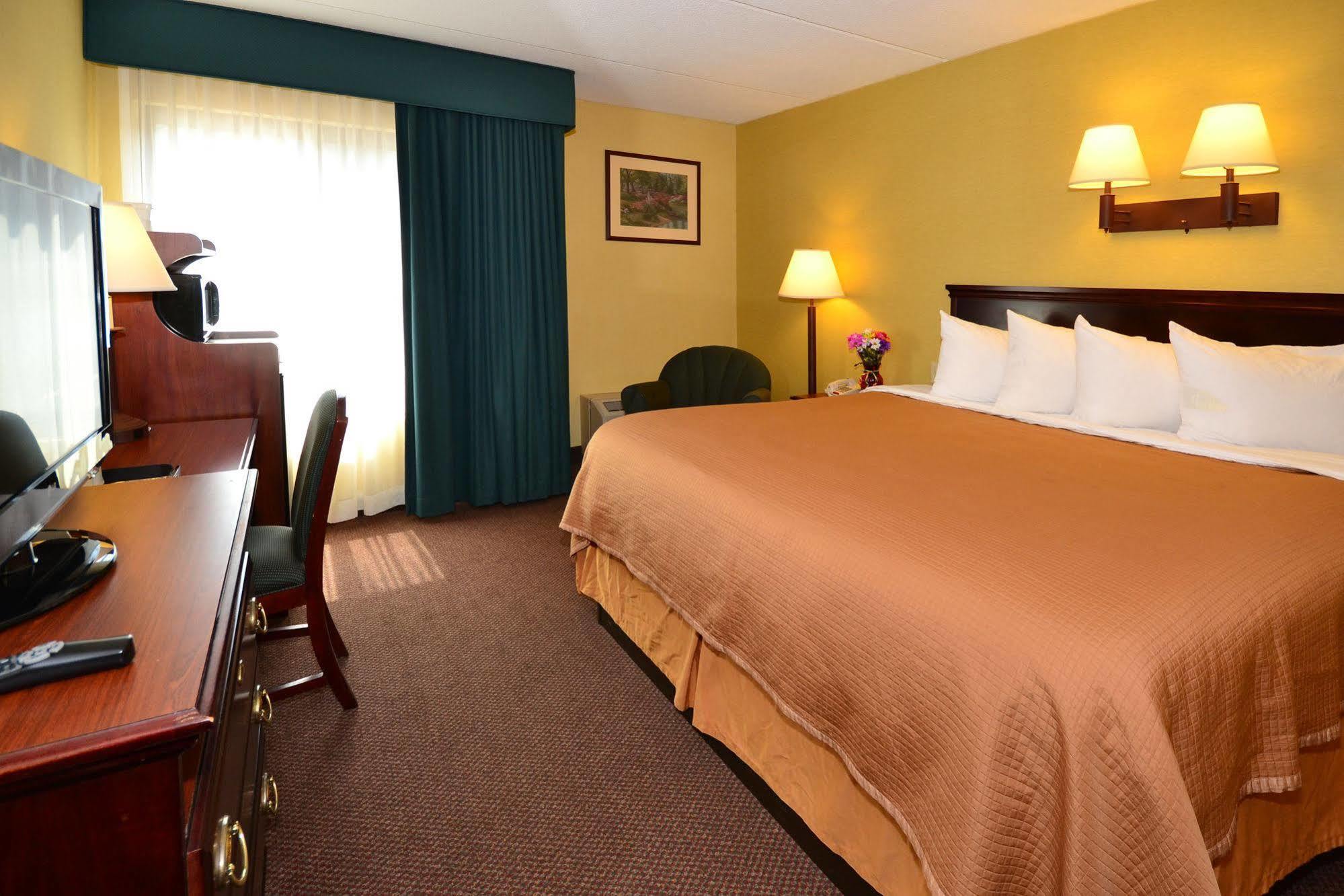Howard Johnson By Wyndham Saugerties Exterior foto